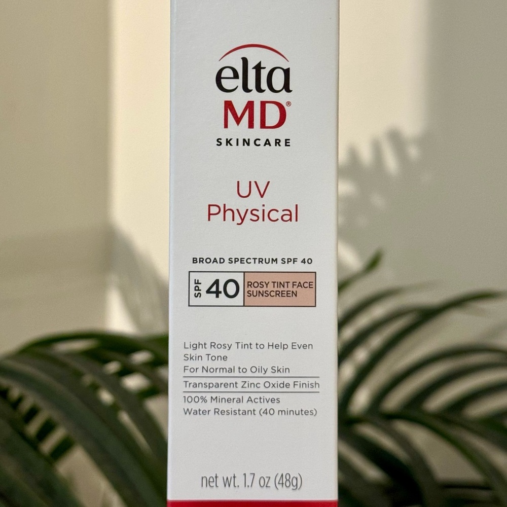 + FREE GIFT with Purchase! EltaMD UV Physical Rosy, SPF 40 - Sealed & Ne…